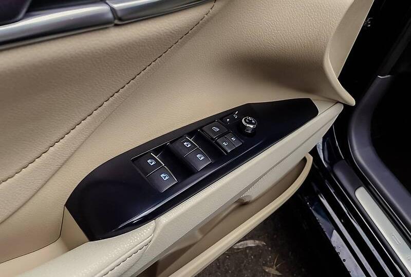 Toyota Camry 2017