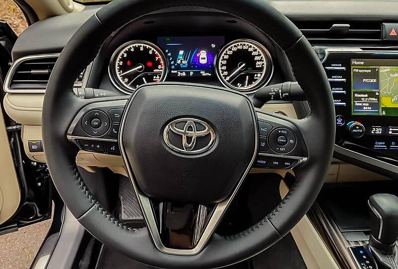 Toyota Camry 2017