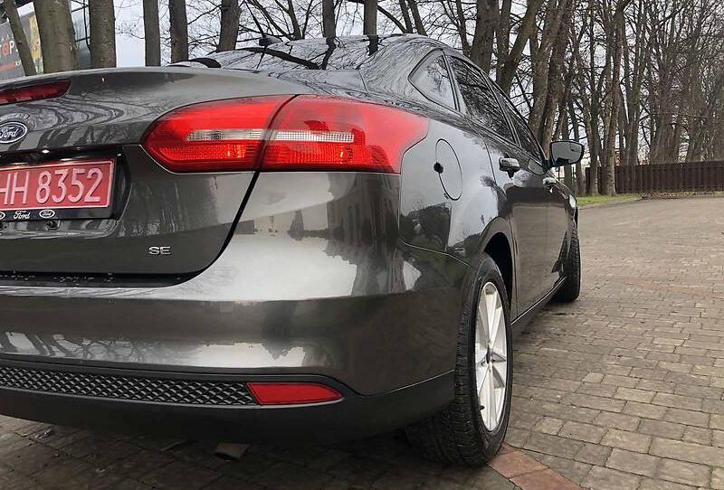 Ford Focus SE 2017