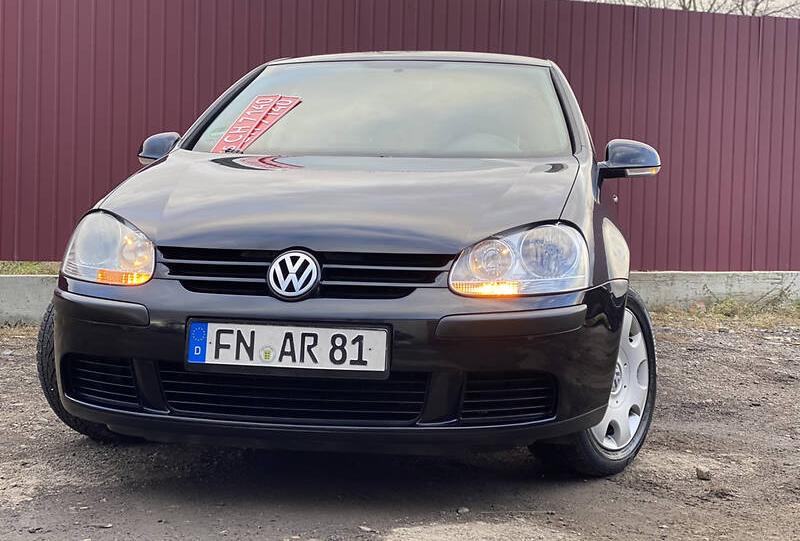 Volkswagen Golf V IDEAL STAN NEW CAR 2004