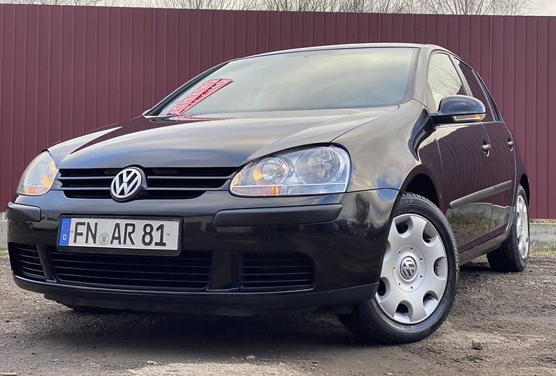 Volkswagen Golf V IDEAL STAN NEW CAR 2004