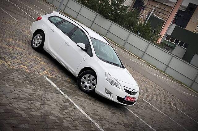 Opel Astra J 1.7 Navi Parktron 2012