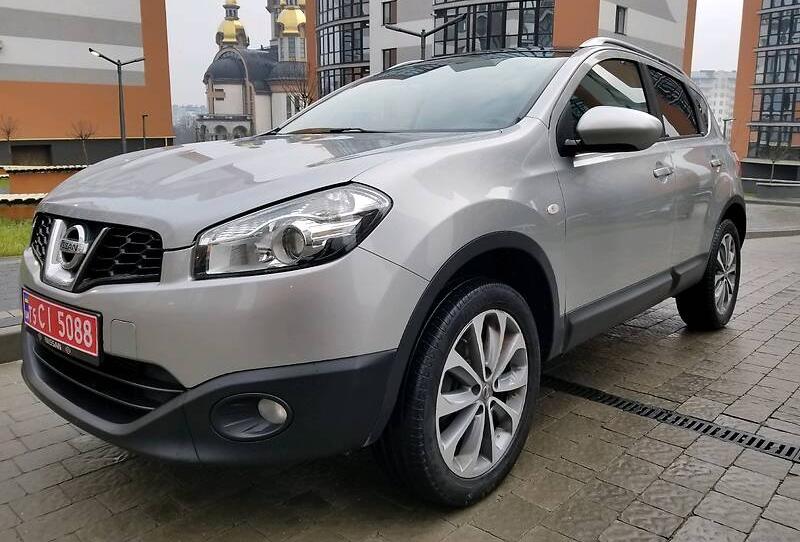 Nissan Qashqai PANORAMA MAX 2011