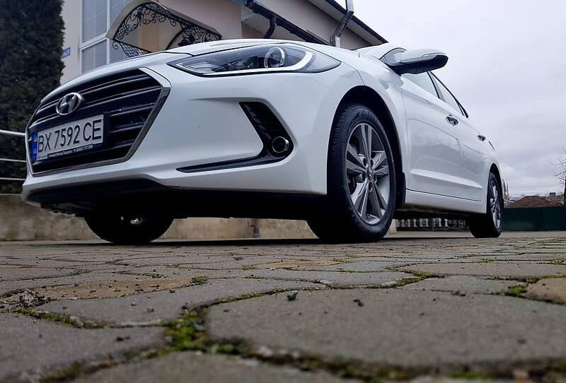 Hyundai Elantra 2018