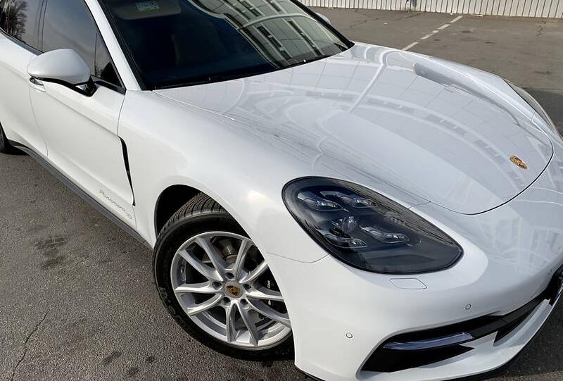 Porsche Panamera   2020