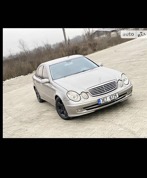 Mercedes-Benz E 270 abangarde 2003