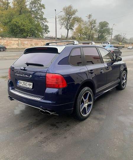 Porsche Cayenne 13500 turbo s 2006