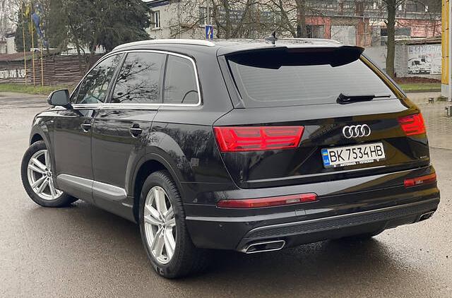 Audi Q7 200 KWT 2016