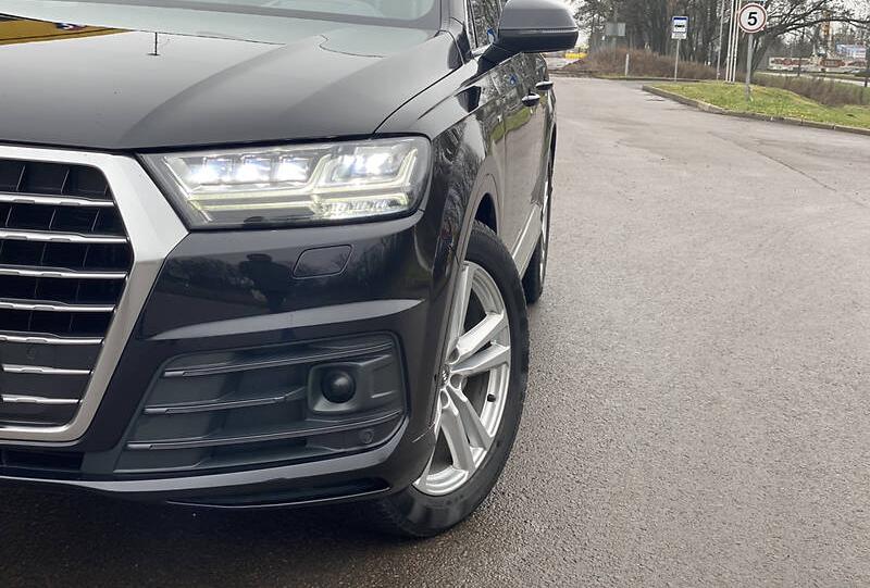 Audi Q7 200 KWT 2016