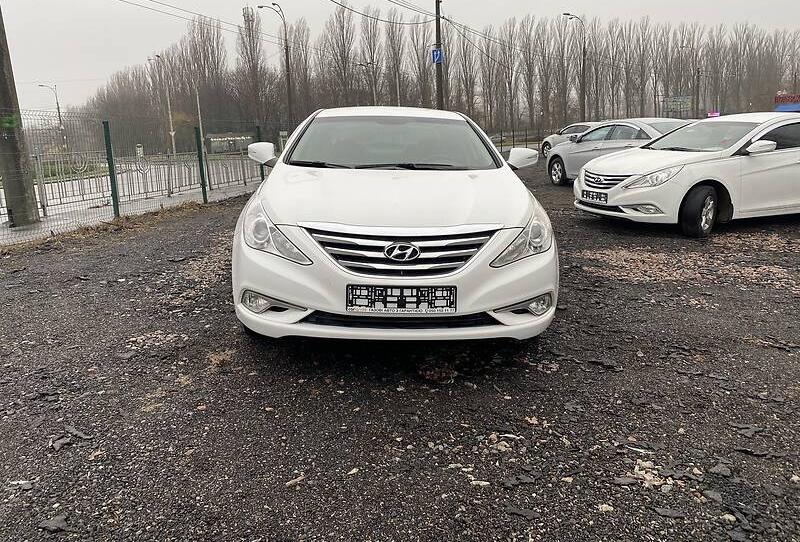 Hyundai Sonata 2012