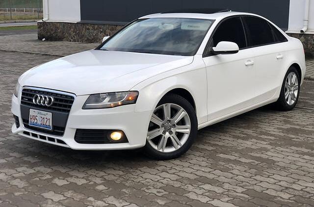 Audi A4 quattro IDEAL  2011