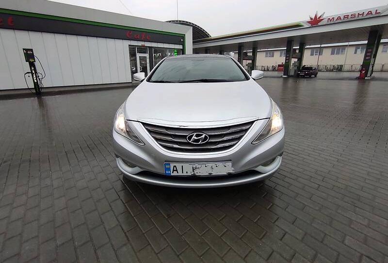 Hyundai Sonata 2011