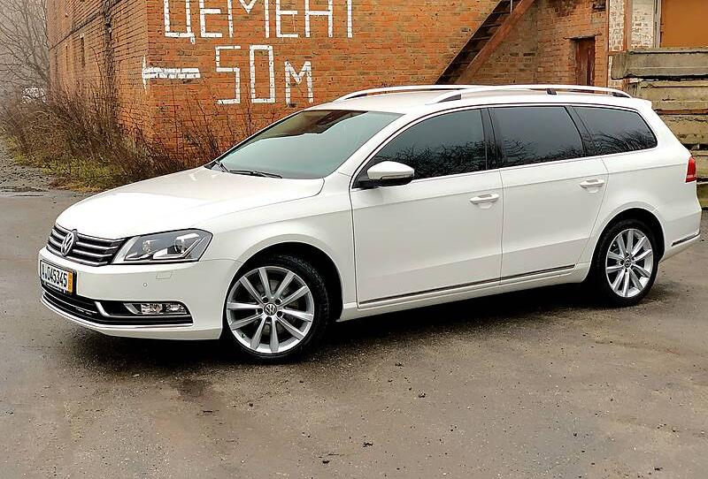 Volkswagen Passat B7 HIGHLINE XENON LED 2014