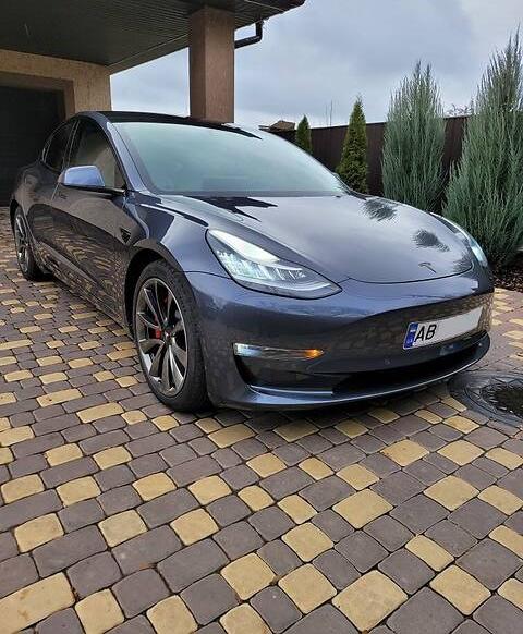 Tesla Model 3 Performance 2018