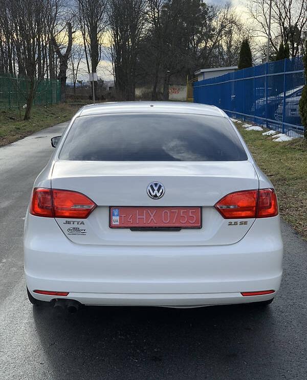Volkswagen Jetta SE 2013
