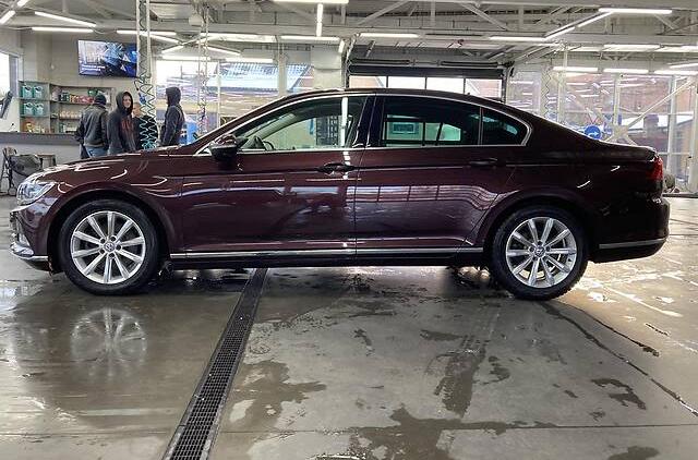 Volkswagen Passat B8 HIGHLINE 2015