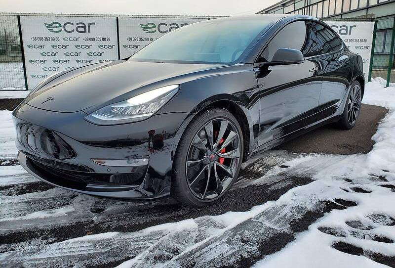 Tesla Model 3 PERFORMANCE FSD 2019