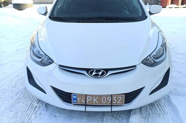 Hyundai Elantra 2015