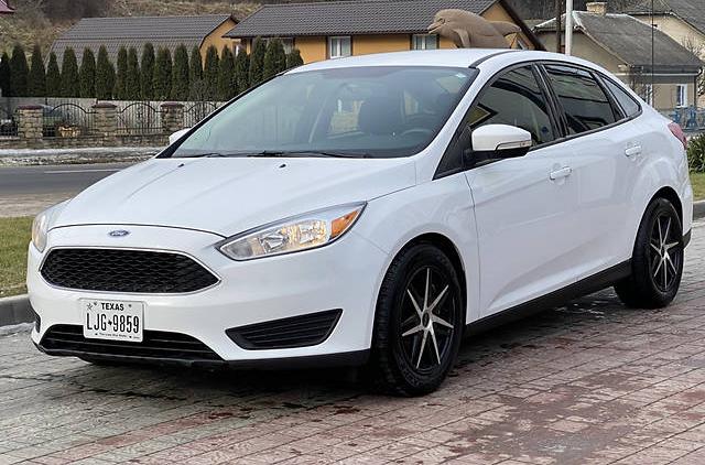 Ford Focus SE 2016
