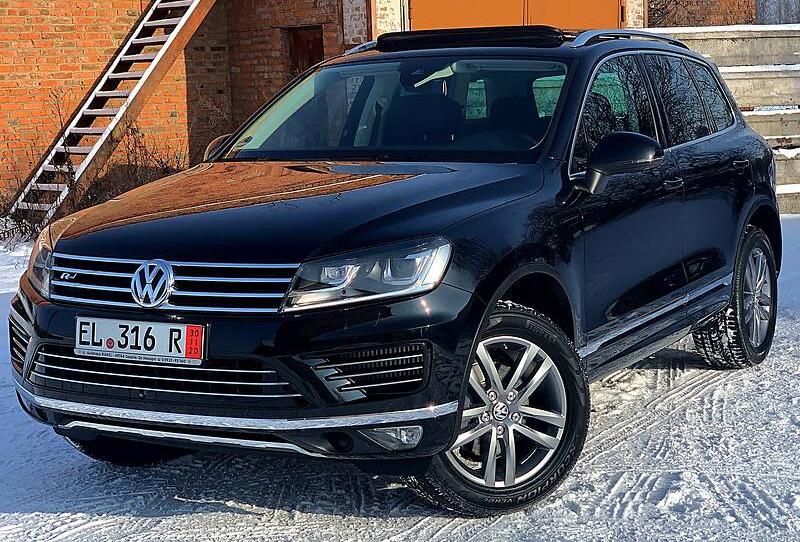 Volkswagen Touareg R LINE PANORAMA 360 2016