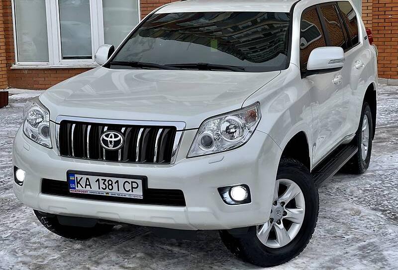 Toyota Land Cruiser Prado 150   2012