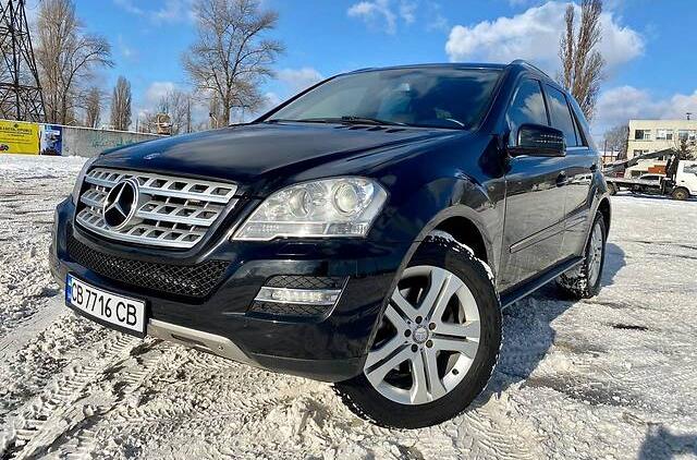 Mercedes-Benz ML 350 NE KRASEN 2011