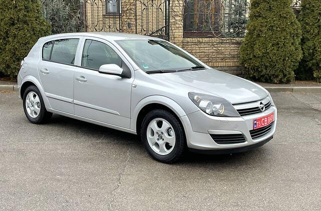 Opel Astra H ne krashena 2006