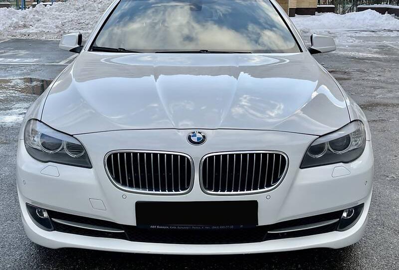 BMW 528  X Drive  OFFICIAL 2012