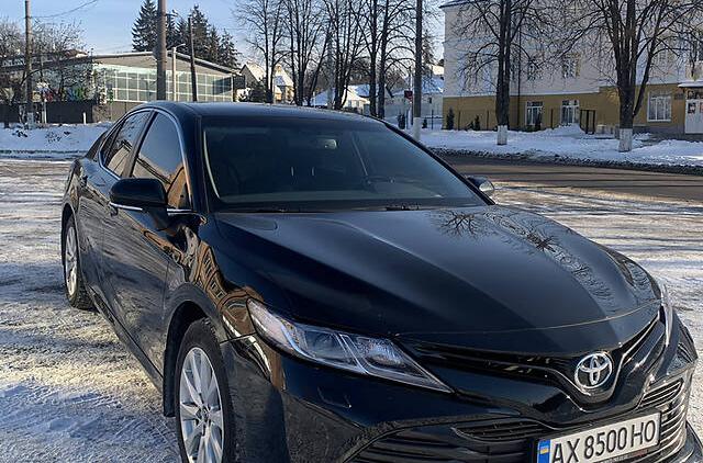 Toyota Camry COMFORT OFICIAL  2019
