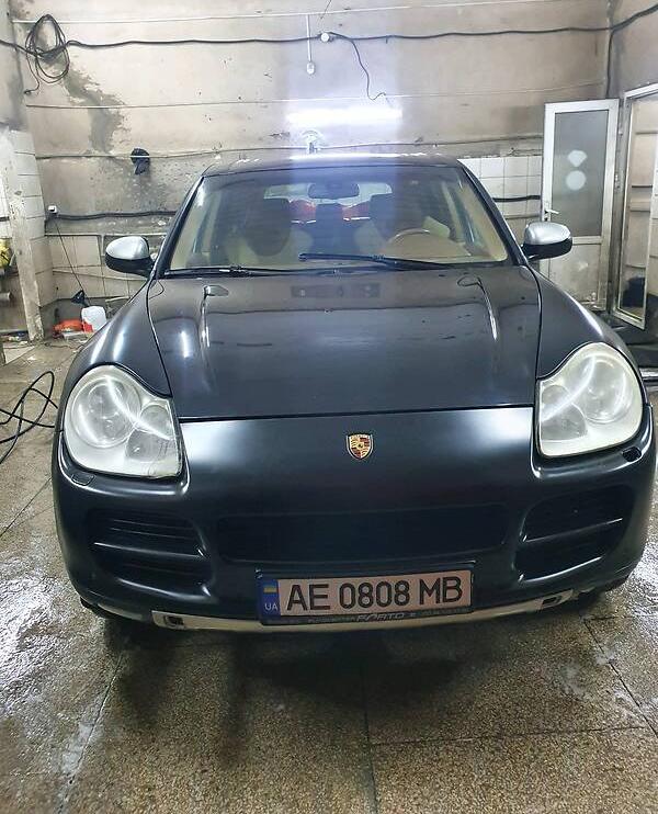 Porsche Cayenne 2004