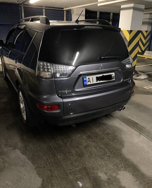 Mitsubishi Outlander 2012