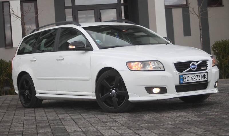 Volvo V50 R DESING D2 2011