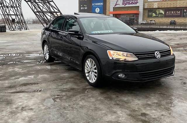 Volkswagen Jetta SEL 2012