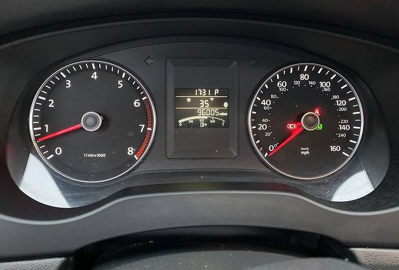 Volkswagen Jetta SEL 2012