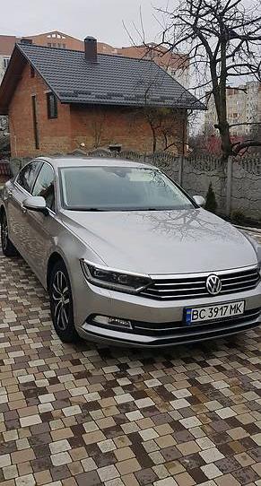 Volkswagen Passat B8 2015
