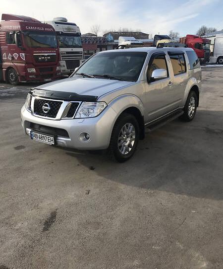 Nissan Pathfinder 2012