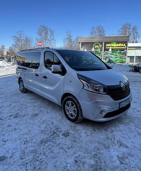 Renault Trafic пасс. 2016