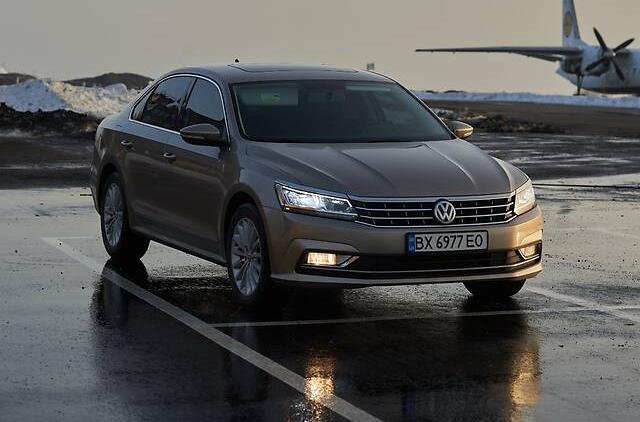 Volkswagen Passat B8 Sel     2015