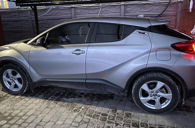 Toyota C-HR 2017