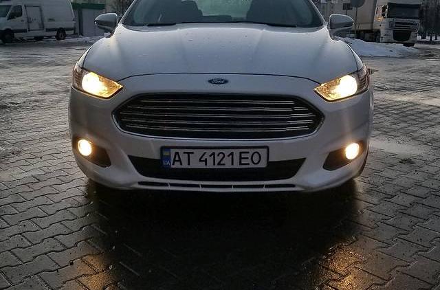 Ford Fusion se 2016