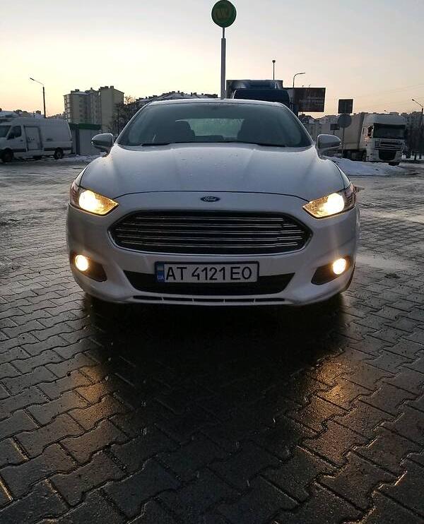 Ford Fusion se 2016