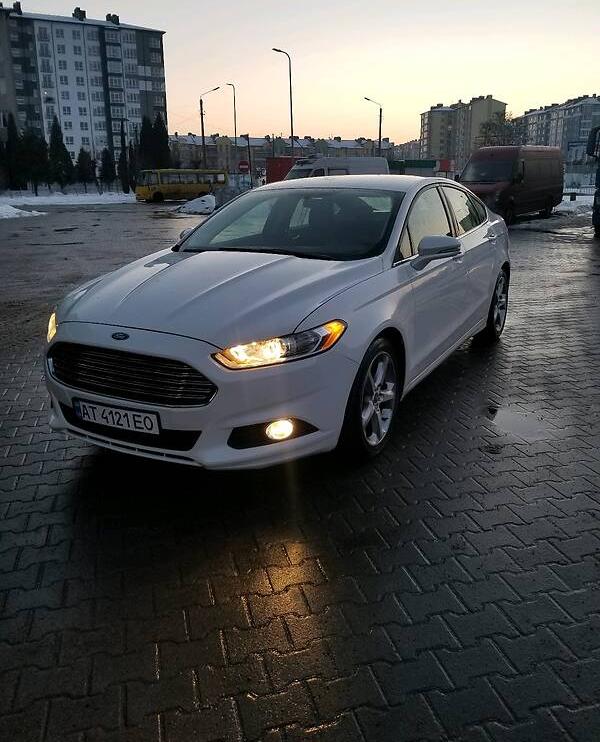 Ford Fusion se 2016
