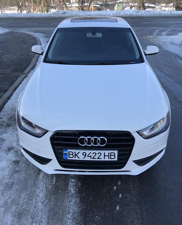 Audi A4 Premium  B8 2012