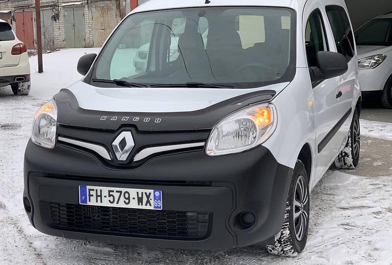 Renault Kangoo пасс. 25    KM NOVA AVTO 2019