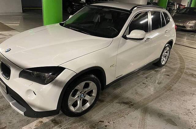 BMW X1 2011