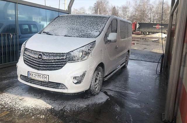 Opel Vivaro пасс. 2015