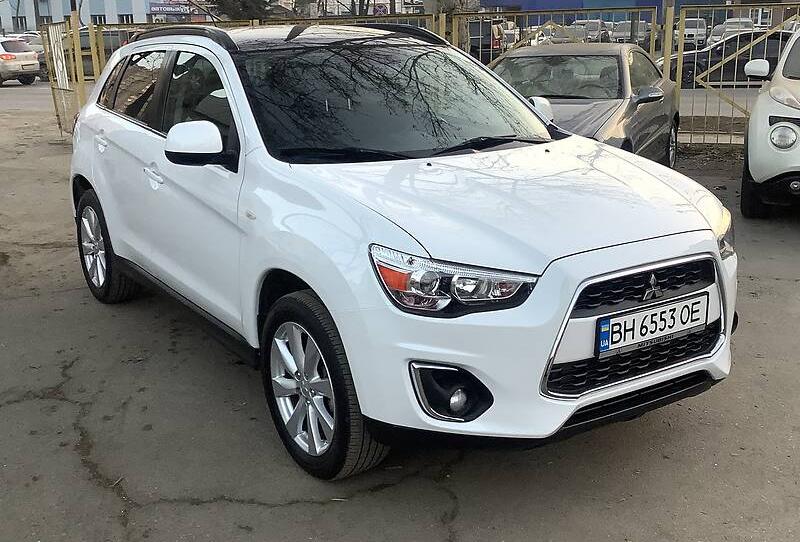Mitsubishi Outlander Sport Panorama  2014