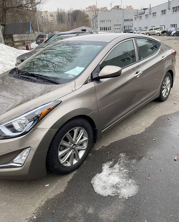 Hyundai Elantra 2015