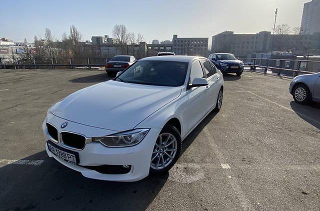 BMW 320 2013