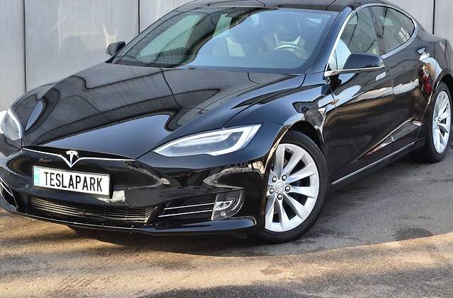 Tesla Model S 75D 2017